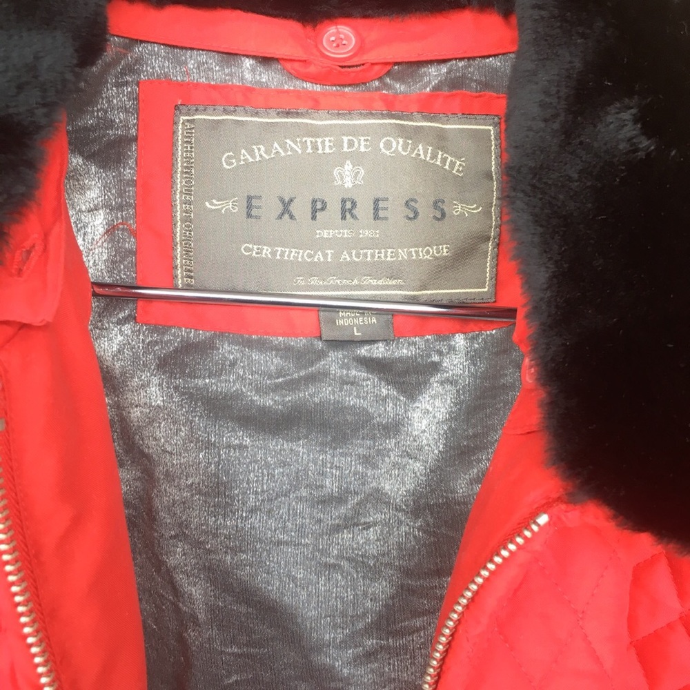Red Express Quilted Jacket - Picture 3 of 4